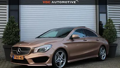 Roze Gebruikt 2014 Mercedes CLA200 AMG Sedan | € 16.950 (Eerlijke prijs)