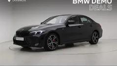 Zwart Gebruikt 2025 BMW 320e M Sport Sedan | € 41.895 (Super prijs)
