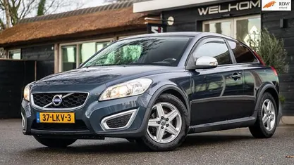 Blauw Gebruikt 2010 Volvo C30 Kinetic Hatchback | € 6.950 (Eerlijke prijs)