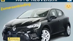 Zwart Gebruikt 2021 Renault Clio V Zen Hatchback | € 14.900 (Eerlijke prijs)