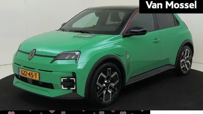 Occasion Renault 5 E-Tech Komfort 110 kW (150 PK) 2024 Hatchback
