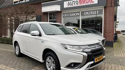 Occasion 2020 Mitsubishi Outlander SUV | € 19.600 (Goede deal)