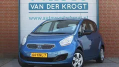 Blauw (metallic) Gebruikt 2010 Kia Venga Hatchback | € 5.495 (Eerlijke prijs)