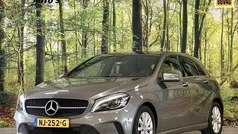Grijs Gebruikt 2017 Mercedes A180 Edition Hatchback | € 14.849 (Eerlijke prijs)