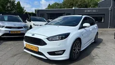 Gebruikt 2018 Ford Focus ST-Line Stationwagen | € 14.500 (Goede deal)