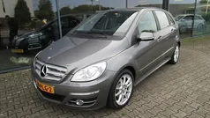 Gebruikt 2011 Mercedes B180 Business MPV | € 7.750 (Eerlijke prijs)