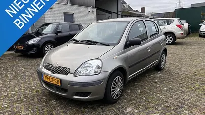 Occasion 2003 Toyota Yaris Terra Hatchback | € 950 (Super prijs)