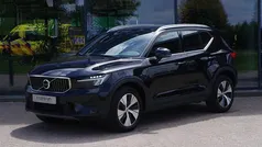 Zwart, metallic lak Gebruikt 2022 Volvo XC40 Core SUV | € 31.950 (Super prijs)