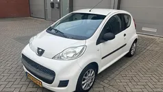 Wit Gebruikt 2011 Peugeot 107 Hatchback | € 2.675 (Eerlijke prijs)