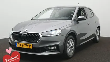 Grijs Occasion 2024 Skoda Fabia Selection Hatchback | € 18.900 (Eerlijke prijs)