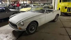 Geel Gebruikt 1967 MG B Cabriolet | € 3.500