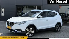 Wit Gebruikt 2020 MG ZS Luxury Sedan | € 15.495 (Eerlijke prijs)