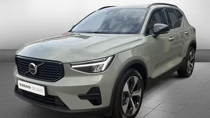 Groen Gebruikt 2024 Volvo XC40 Plus SUV | € 41.950 (Eerlijke prijs)