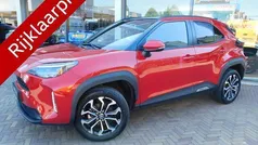 Rood Gebruikt 2024 Toyota Yaris Cross SUV | € 29.800 (Eerlijke prijs)