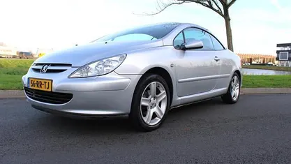 Grijs Occasion 2005 Peugeot 307 CC Cabriolet | € 2.875 (Eerlijke prijs)