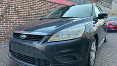 Blauw Gebruikt 2008 Ford Focus Sedan | € 2.500 (Eerlijke prijs)
