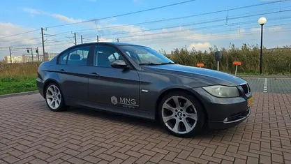 Grijs Gebruikt 2006 BMW 320 Executive Sedan | € 1.450 (Goede deal)
