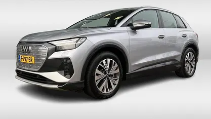 Grijs Occasion 2022 Audi Q4 e-tron Advanced SUV | € 27.950 (Eerlijke prijs)