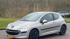 Grijs Gebruikt 2007 Peugeot 207 Hatchback | € 1.499 (Eerlijke prijs)