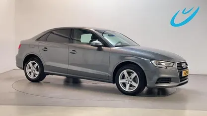 Grijs Occasion 2020 Audi A3 Proline Sedan | € 16.400 (Eerlijke prijs)