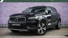 Zwart Gebruikt 2022 Volvo XC40 Inscription SUV | € 32.899 (Eerlijke prijs)