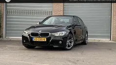 Zwart Gebruikt 2016 BMW 330 Executive Sedan | € 18.950 (Eerlijke prijs)