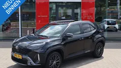 Zwart Gebruikt 2022 Toyota Yaris Cross SUV | € 27.690 (Eerlijke prijs)