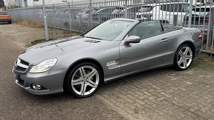 Grijs Occasion 2008 Mercedes SL350 Cabriolet | € 31.900 (Eerlijke prijs)