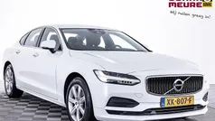 Wit Gebruikt 2019 Volvo S90 Momentum Sedan | € 24.990 (Eerlijke prijs)