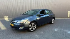 Gebruikt 2010 Opel Astra Edition Hatchback | € 2.950 (Eerlijke prijs)