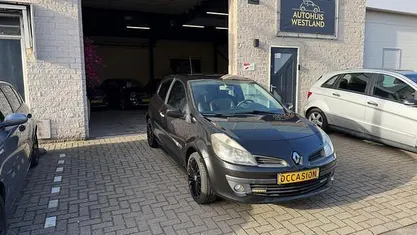 Occasion Renault Clio II Dynamique 112 PK (82 kW) 2008 Zwart Hatchback