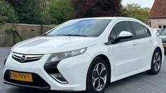 Wit Gebruikt 2012 Opel Ampera Hatchback | € 8.595 (Eerlijke prijs)