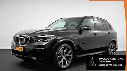 Zwart Gebruikt 2022 BMW X5 Executive SUV | € 66.390 (Eerlijke prijs)