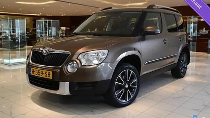 Bruin Gebruikt 2013 Skoda Yeti Adventure SUV | € 13.500 (Eerlijke prijs)
