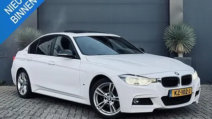 Occasion 2016 BMW 330 Executive Sedan | € 21.950 (Eerlijke prijs)
