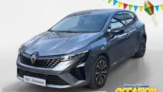 Gebruikt 2024 Renault Clio V Techno Hatchback | € 18.435 (Eerlijke prijs)