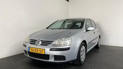Occasion VW Golf IV 75 PK (55 kW) 2005 Grijs Hatchback