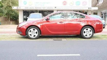 Occasion Opel Insignia Business 140 PK (102 kW) 2009 Rood Sedan