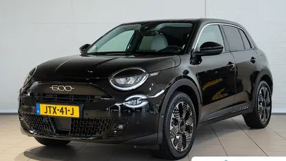 Occasion 2026 Fiat 600 La Prima SUV | € 26.690 (Super prijs)