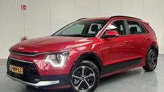 Rood Gebruikt 2024 Kia Niro SUV | € 31.950 (Goede deal)