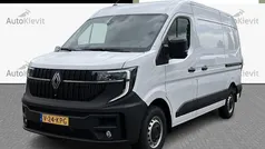 Wit Gebruikt 2024 Renault Master Van | € 31.950 (Goede deal)