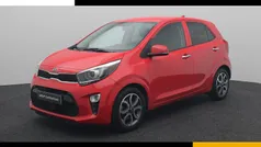 Rood, metallic lak Gebruikt 2021 Kia Picanto Hatchback | € 13.440 (Eerlijke prijs)