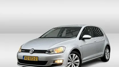 Gebruikt 2017 VW Golf VII Comfortline Hatchback | € 15.450 (Eerlijke prijs)