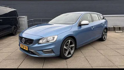 Blauw Gebruikt 2014 Volvo V60 R-Design Stationwagen | € 15.495 (Eerlijke prijs)