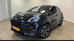 Zwart Gebruikt 2023 Ford Puma ST-Line SUV | € 20.945 (Eerlijke prijs)