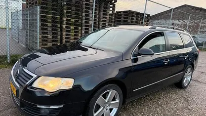Zwart Gebruikt 2008 VW Passat Comfortline Stationwagen | € 2.999 (Goede deal)