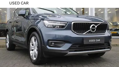 Blauw (metallic) Gebruikt 2020 Volvo XC40 Business Edition SUV | € 27.450 (Super prijs)