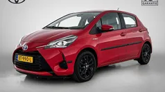 Rood Gebruikt 2019 Toyota Yaris Hybrid Active Hatchback | € 16.745 (Eerlijke prijs)