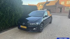 Zwart Gebruikt 2020 VW Polo Comfortline Hatchback | € 10.999 (Goede deal)