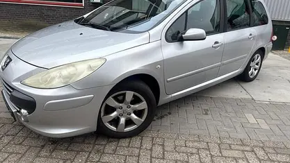 Occasion 2006 Peugeot 307 Griffe Stationwagen | € 2.250 (Eerlijke prijs)